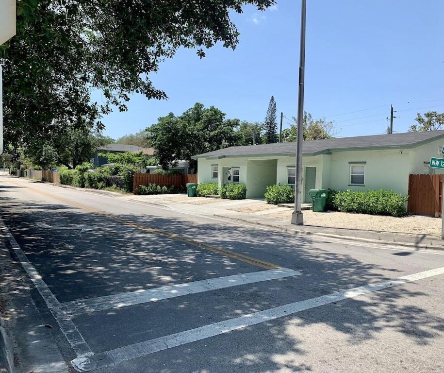 Deco Drive Miami • Near Hard Rock Stadium • South Beach • Wynwood Eksteriør bilde